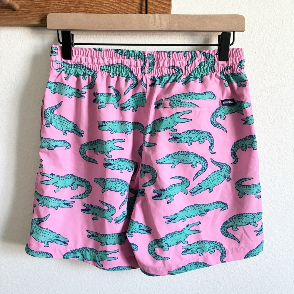 Chubbies The Glades Mesh Liner Swim Trunks Pink Alligator 5.5 Inch Mens Medium - Picture 3 of 4